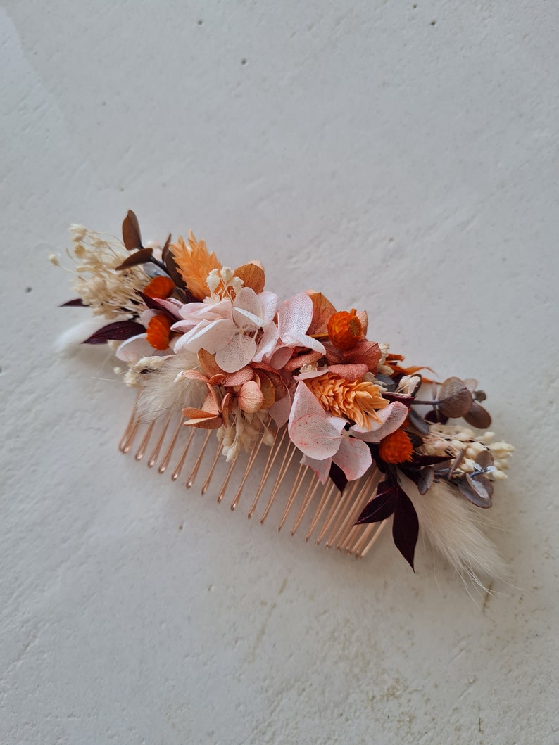 Peigne à cheveux Laura, en hortensia et broom bloom stabilisées. Un accessoire pour sublimer vôtre coiffure de mariée Moyen peigne