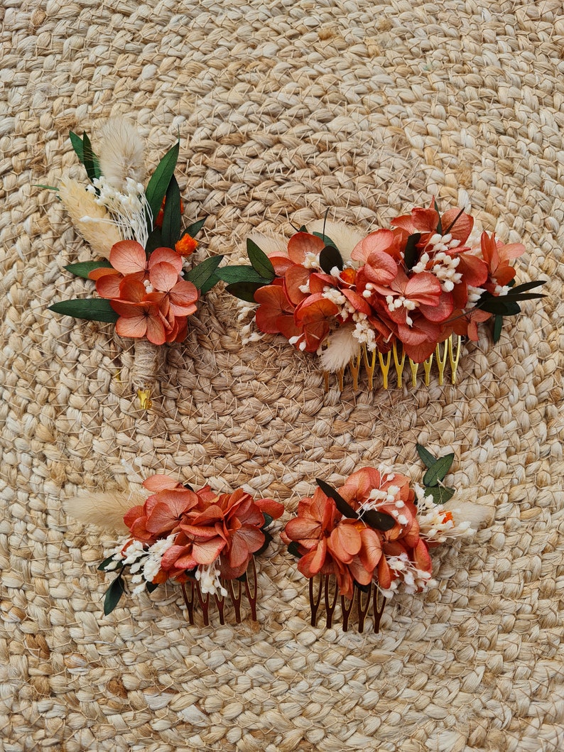 Peigne à cheveux Carolina, en hortensia et broom bloom stabilisées. Un accessoire pour sublimer vôtre coiffure de mariée image 3