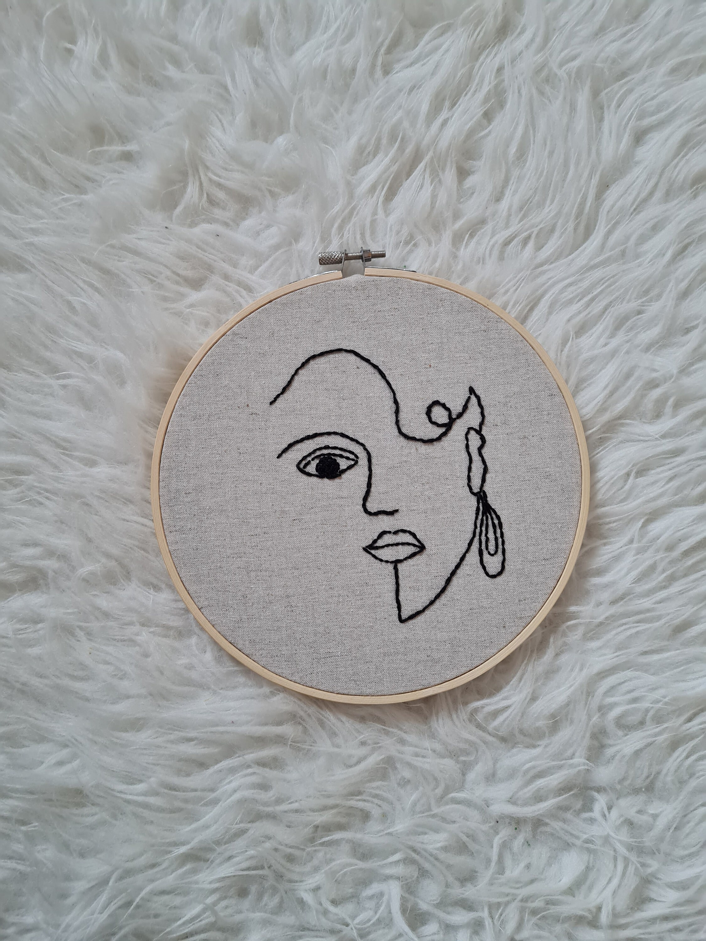 Tambour Brodé à La Main, Décoration Facelineart