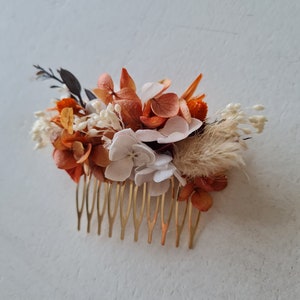 Peigne à cheveux Laura, en hortensia et broom bloom stabilisées. Un accessoire pour sublimer vôtre coiffure de mariée Petit peigne