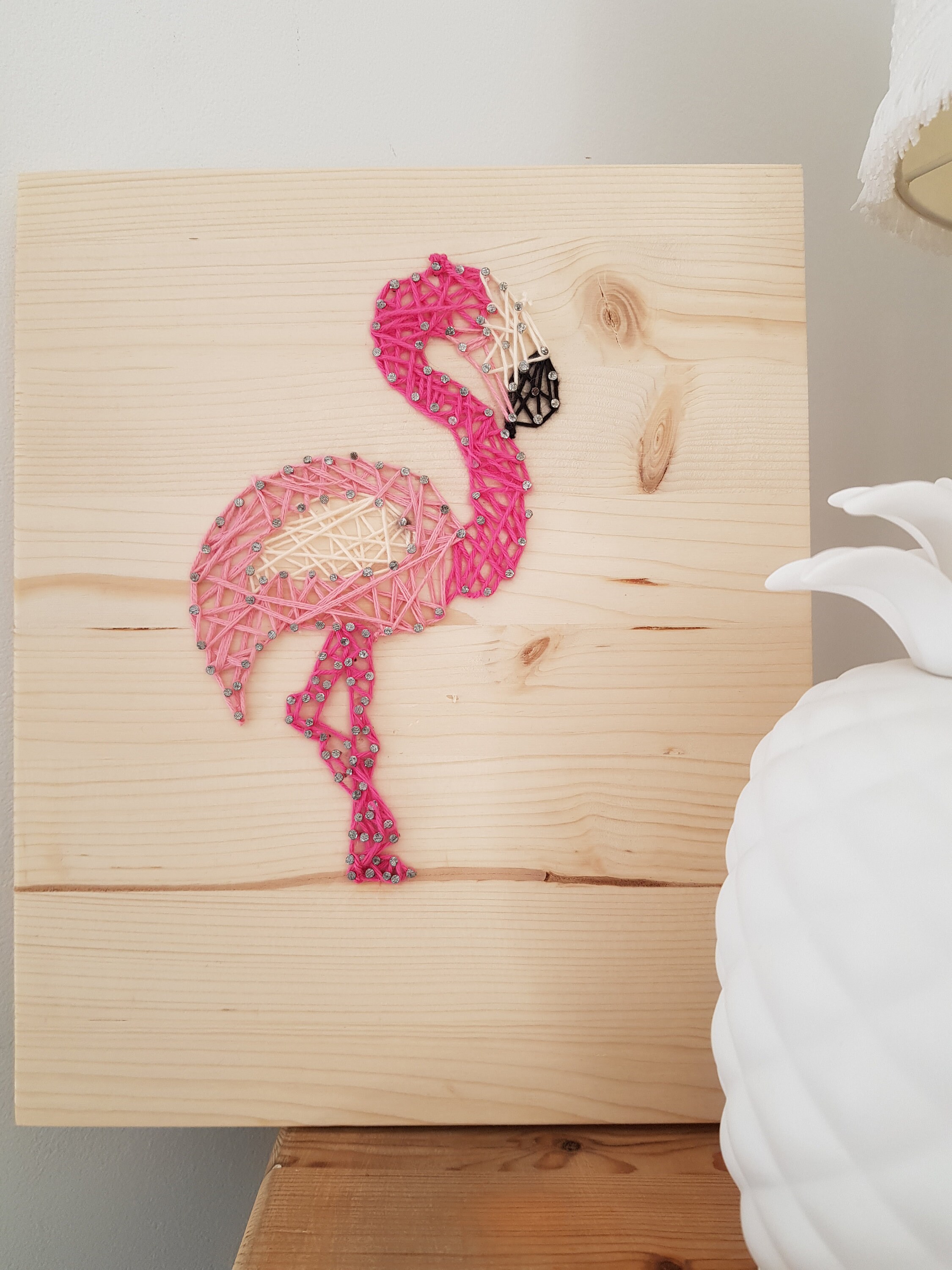 Tableau String Art Flamant Rose