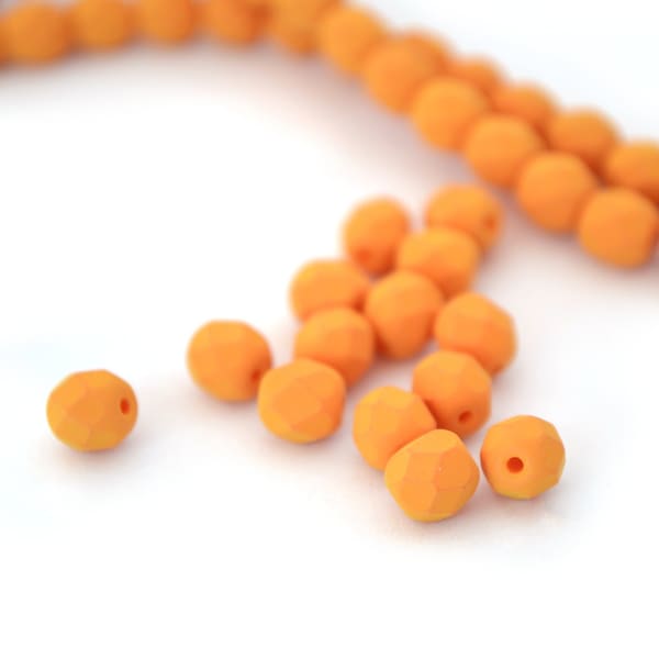 25 perles en verre 6 mm jaune orange citrouille à facettes