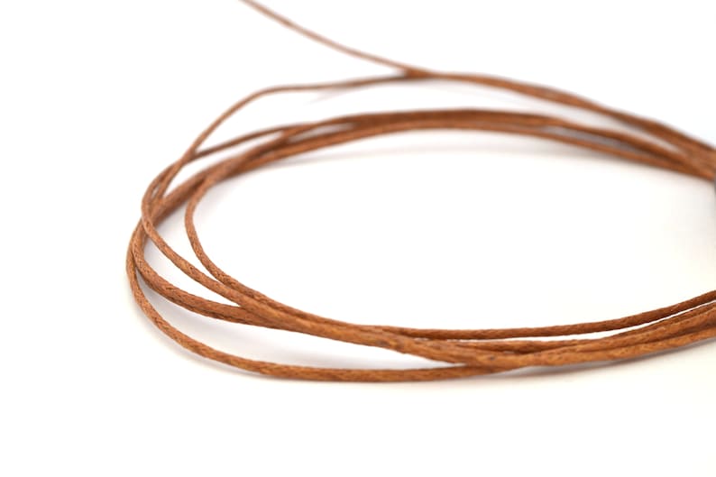 5 M of Brown waxed cotton cord 1 mm