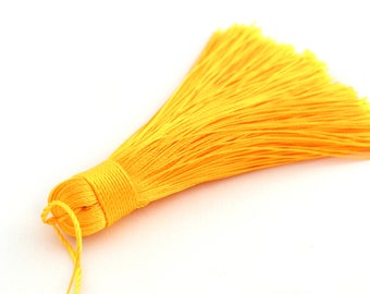 Large yellow tassel pompom 7-8 cm in polyester