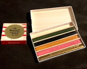 Vintage Dennison Letter Wax Seal Lot. 1960s Set of 5 Wax Sticks With NOS Box Gold Foil Seals, Write And Ship In Style, Free Shipping