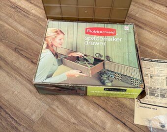 Vintage Rubbermaid Spacemaker Drawer. 1970s Storage in Original