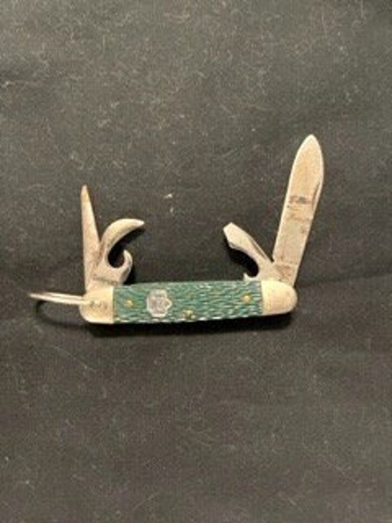 Vintage Girl Scout Pocket Knife. 1970s Kutmaster USA Pocket Knife
