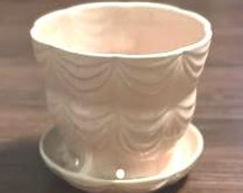 Maceta vintage de cerámica Brush USA. Maceta de 15 cm con diseño 328-6, color rosa, años 50. ¡Excelente estado de colección! ¡Envío gratuito!