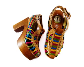 Damen-Pumps aus Leder, T-Riemen, Sandfarben