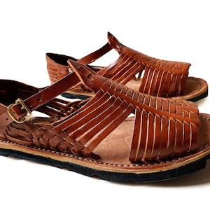 Huaraches Sandals with Upcycled Tire Sole, Old Classic Mexican hauraches Pachuco