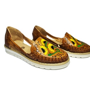 Huarache-Sandale für Damen, mexikanische Huaraches aus Leder, Sonnenblumen