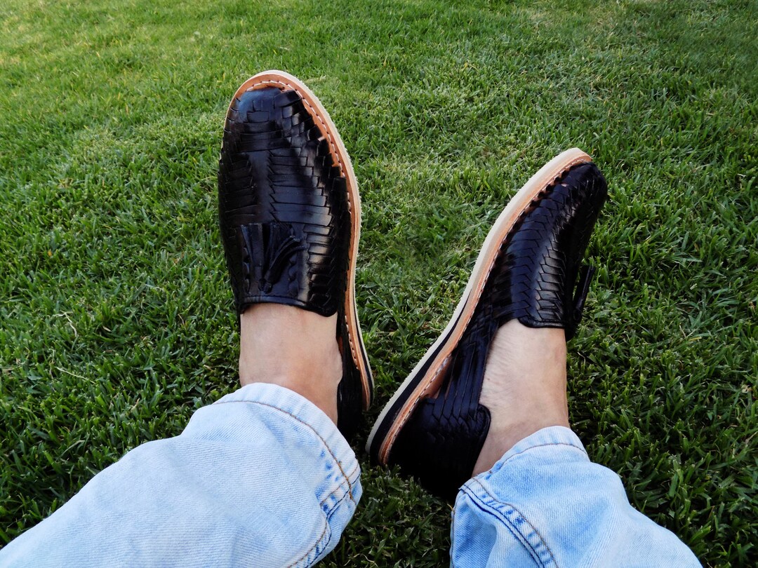mens huarache sandals black