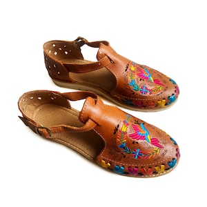 Huarache-Ledersandalen für Damen, mexikanische Huaraches aus Leder, mit Kolibri-Stickerei