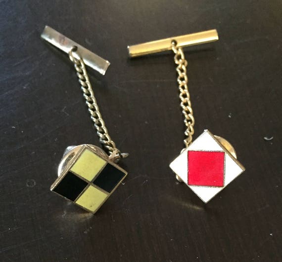 Group of Vintage Military and Military Related Pi… - image 7