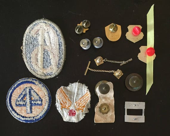 Group of Vintage Military and Military Related Pi… - image 9