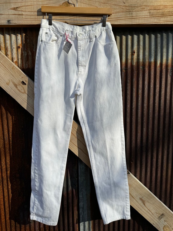 Faded Glory 90s Mom Jeans - image 3