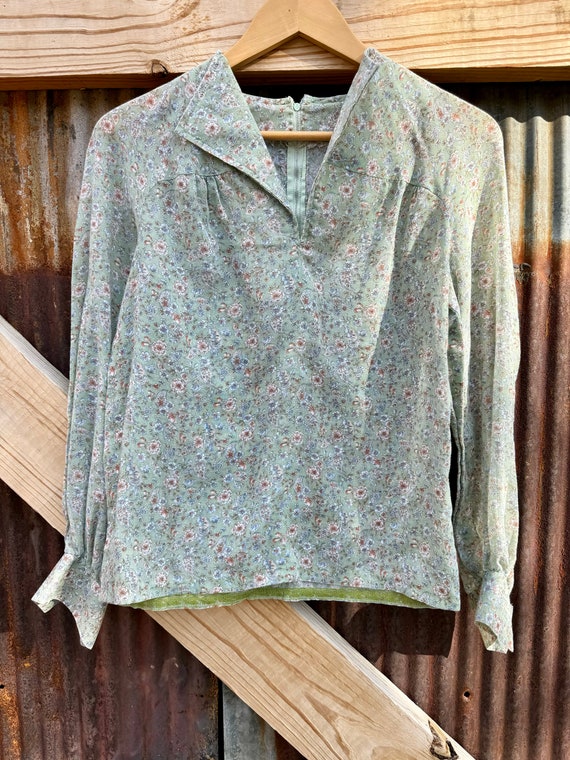 Handmade 60s Floral Blouse - image 4