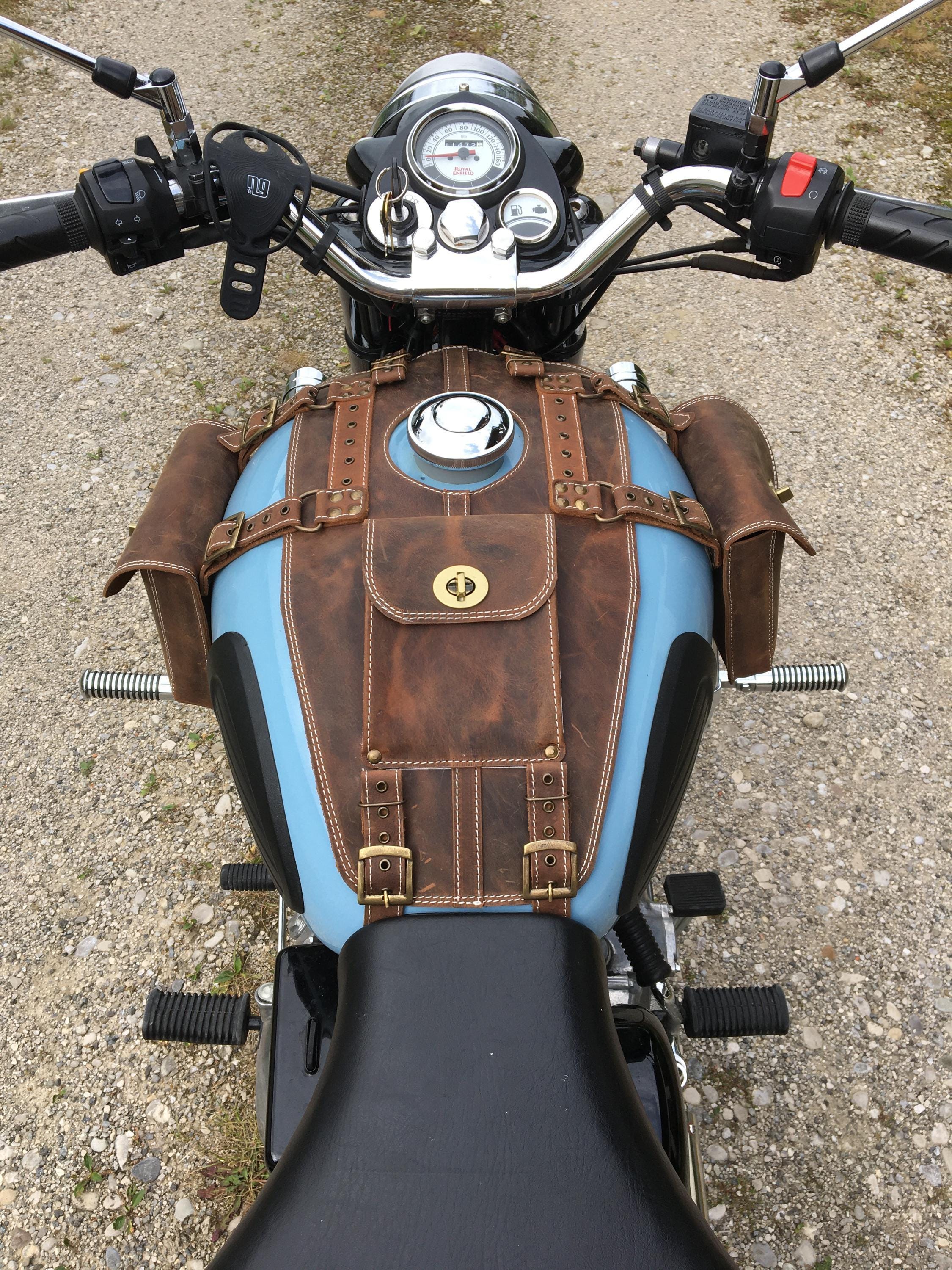 パーツ：Simon Customs「Sportster tank covers」 - Cray Cray Post