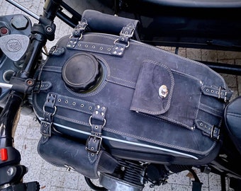 ホンダ レブル1100用タンクストラップ。レザータンクベルトと書類