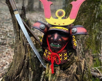 Beautiful Vintage Japanese Samurai Helmet -yoshitsune Kabuto