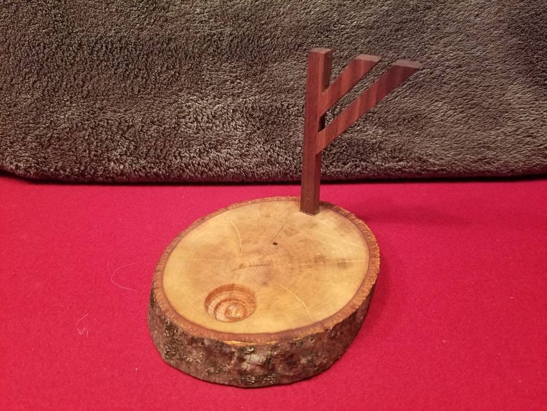 Acorn Pipe