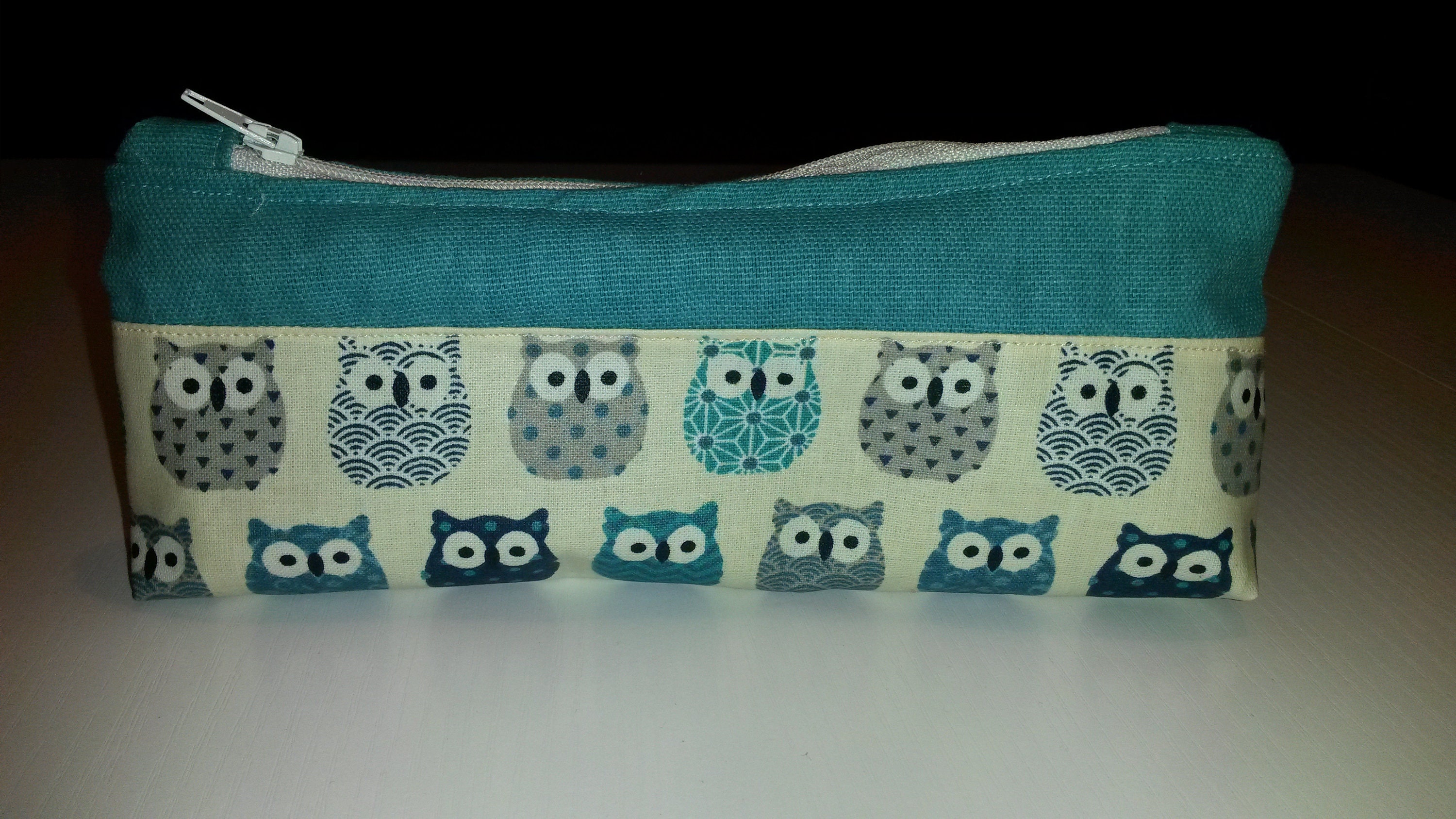 Trousse Scolaire ou Maquillage en Toile Enduite Motifs Chouettes Bleues et Bleu Turquoise