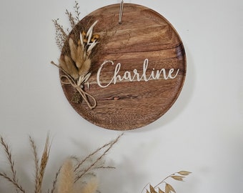 Customizable wooden first name wall decoration