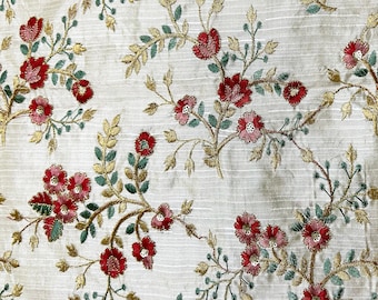 Tissu de soie indien épais brodé | Vente par dimension de tissu | Tissus décoratifs en soie Dupioni | Broderie Zardosi dorée et colorée partout