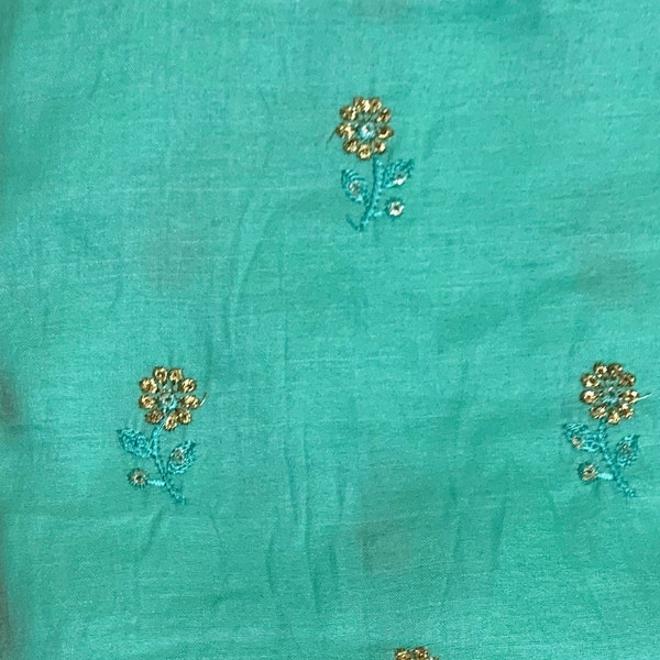 Grüne indische leichte Bestickte Art Silk Stoffe | Verkauf nach Stoffgröße | Indische Dekostoffe | Bestickter Stoff | Blumen