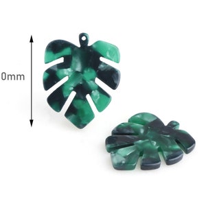 2 Green Resin Leaf Charms, Palm Frond, Green Monstera Leaf Drops, Dark Green Leaf Pendant, Banana Leaf, Green Tortoise Shell, FW021-30-DG1