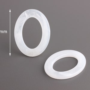4 Large Oval Links in Translucent White, Frosted White Oval Loop, Flat Ring Charm, Oval O Ring, Milky White Acrylic Ring Links, RG076-37-W08