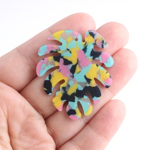 2 Jungle Leaf Charms, Green Pink Yellow Retro Colors, Green Resin Leaf Charm, Green Monstera Leaf Earring, Banana Leaf Pendant FW032-46-TPY2