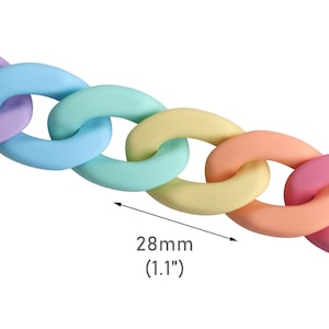 以下が含まれることがあります： 虹色のプラスチック製のチェーン。各リンクの長さは28mm（1.1インチ）です。