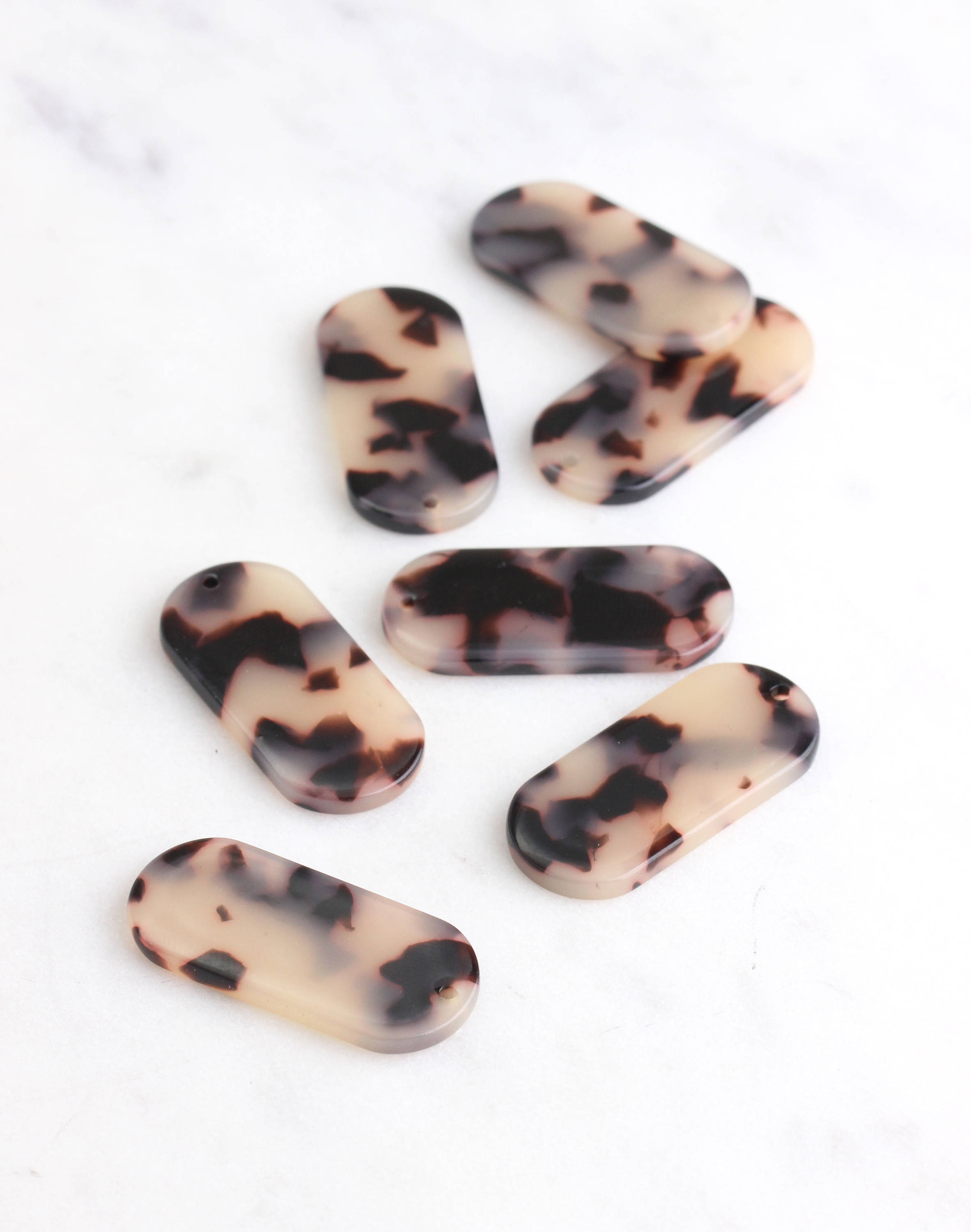 Tortoise Shell Tag 4 White Tortoise Shell Rectangle Pendant 30mm, Dog Tag Bead Wide Bar ...