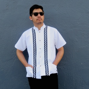 Camisa mexicana masculina/Guayabera mexicana/Camisa tradicional mexicana/Guayabera Mexicana/Presentes para ele