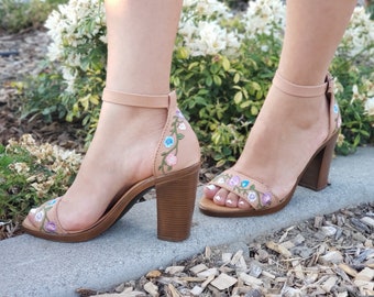 Heeled huaraches Clearance