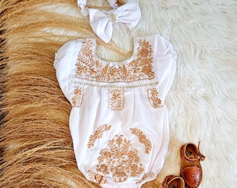 Baby girl outfit||Mexican baby onesie||Onesie and bow set||Baby shower gift||1st birthday outfit girls||Baby girl emboridered bodysuit