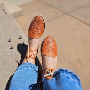 Coquimatlan Mexican huarache sandals//Huarache mexicano//Mexican sandal//Mexican huarache//Mexican shoes//Lace up sandal||hand tooled sandal