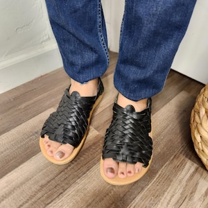 Tradicional||Mexican huarache sandals//Huarache mexicano//Mexican sandal//open toe huarache//Mexican shoes//Leather sandals ||Pre order