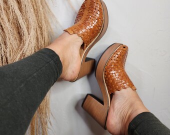 Morelia Slip on sandals //High heel huarache//Mexican huarache//Mexican heels//Huarache mexicano//Mexican sandal