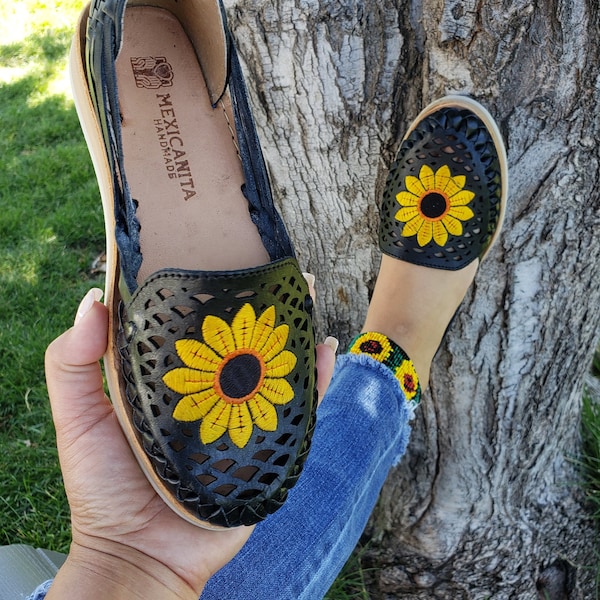 sunsteps huarache sandals