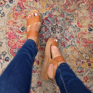 huarache mexicano||Mexican huarache||Womens huarache sandals||Mexican shoes||Summer sandals||closed toe sandals||platform sandals