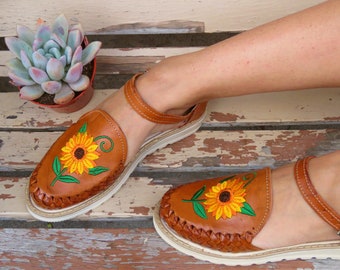 mexican chanclas with flowers