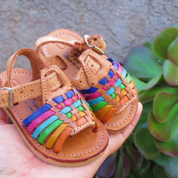Sandalia huaraches para bebés y niños pequeños/Huaraches para bebe//Zapatos para niñas/huaraches mexicanos para bebés y niños pequeños//Petatillo Multi