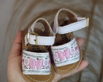 Sandalias huaraches de cuero hechas a mano: zapatos para bebés y niñas pequeñas