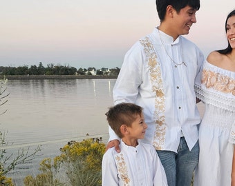 Dad and son matching|| Mexican guayabera|| Mexican dress shirt||Mexican wedding shirt||Father's day gift||Beach wedding shirt