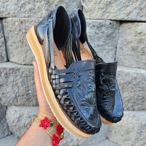 luna huarache sandals