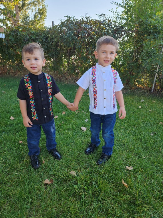 Guaaberas mexicanas para ninos Camisas para ninos Camisas mexicanas para ninos guayaberas para ninos pequenos y ninos guayabera para ninos Etsy Espana