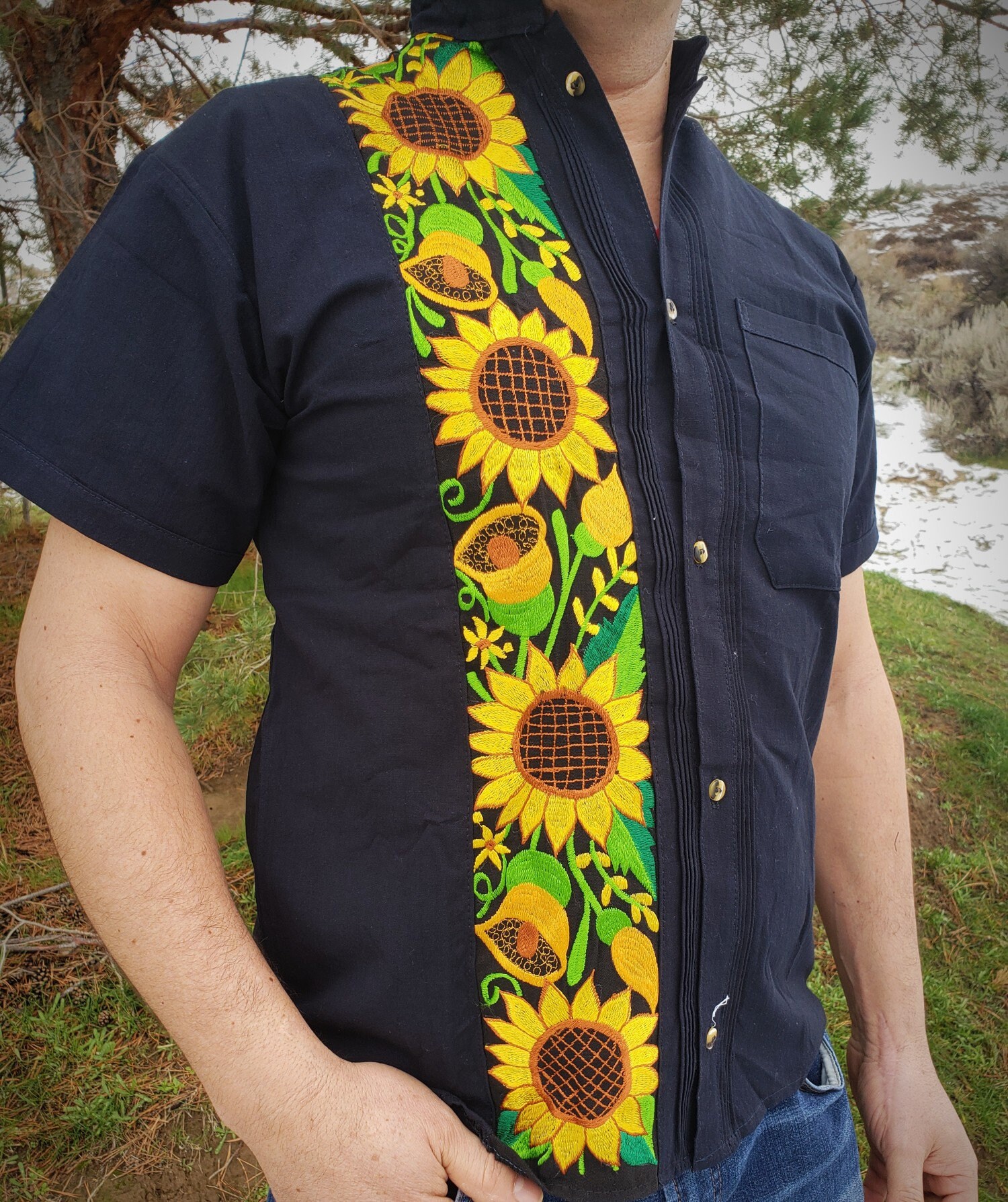 Camisa girasoles hombre hot sale