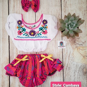Mexican Crop top Baby outfit/Taco-bout party outfit/Fiesta//Mexican bloomers/Serape//taco twosday party//ruffles//baby mexican set outfit//